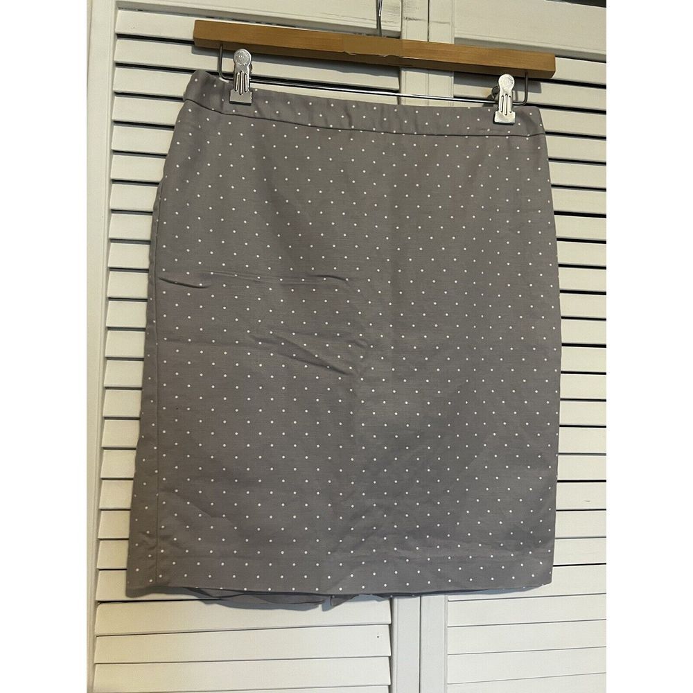 LIZ CLAIBORNE Women's Size 8 Skirt‎ Knee Length Pencil Straight Polka Dot